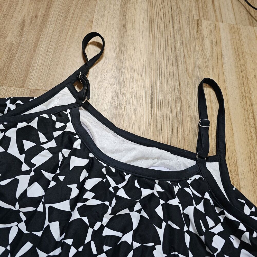 Maxine of Holly Womens Mod Triple Tiered Tankini Swim Top Black White Geo 16W - Picture 3 of 6